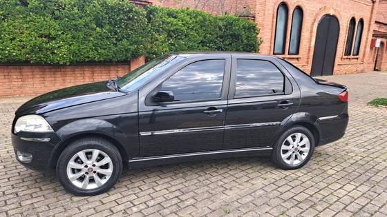 FIAT SIENA 1.8 MPI HLX 8V FLEX 4P MANUAL